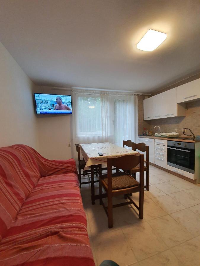 Apartman Runolist Delnice Esterno foto